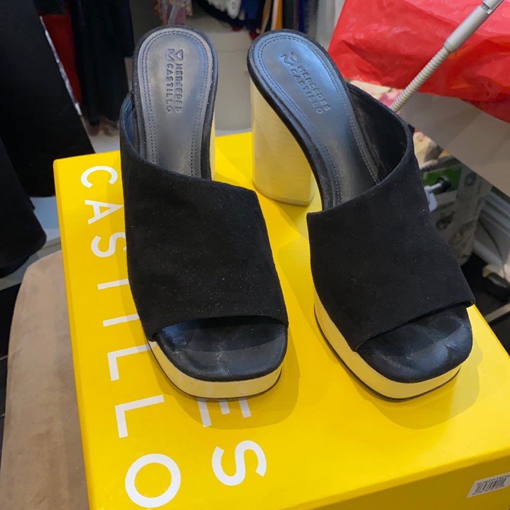 Mercedes Castillo Sandals